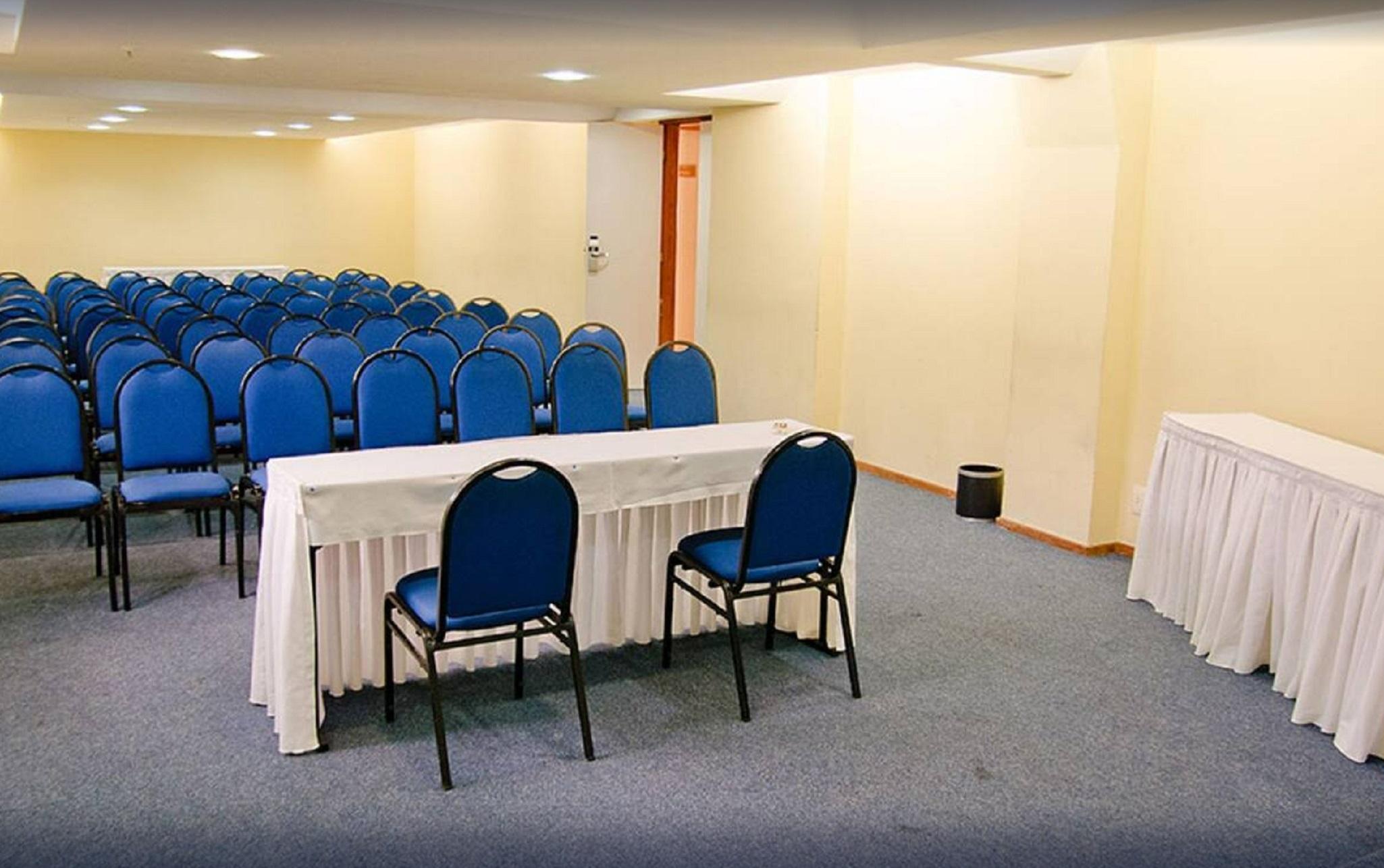 Mont Blanc Apart Hotel Нова-Игуасу Экстерьер фото