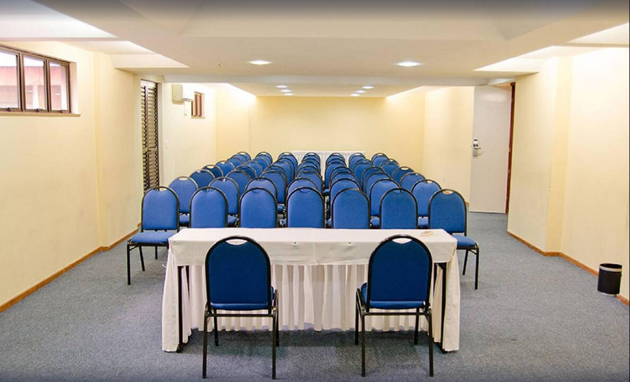 Mont Blanc Apart Hotel Нова-Игуасу Экстерьер фото
