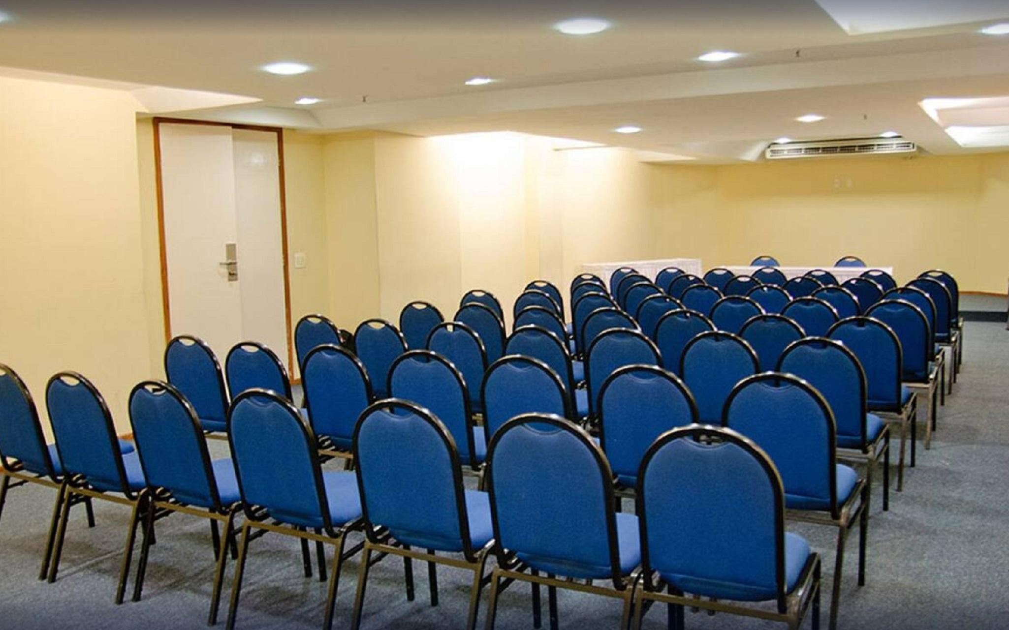 Mont Blanc Apart Hotel Нова-Игуасу Экстерьер фото