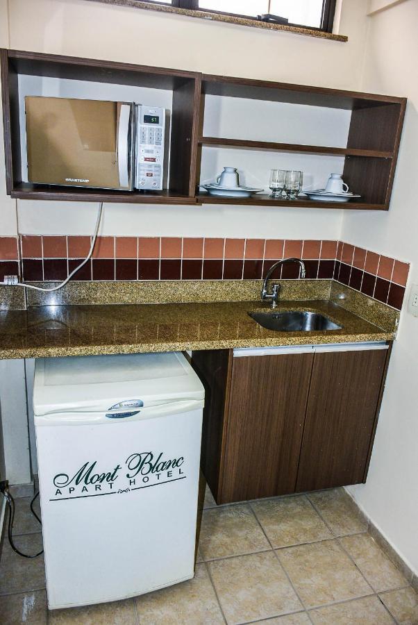 Mont Blanc Apart Hotel Нова-Игуасу Экстерьер фото